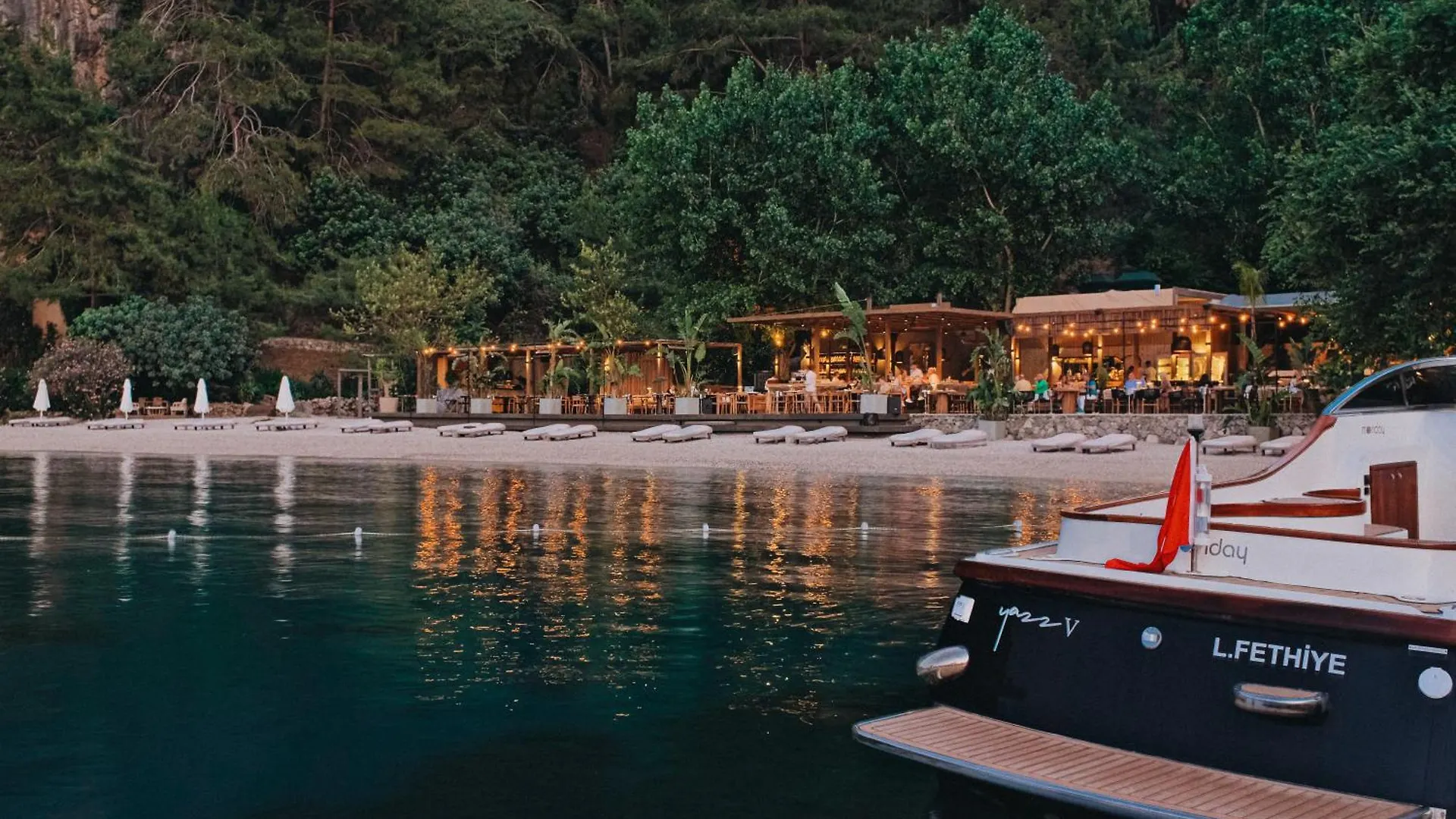 Yazz Collective Hotel Belen